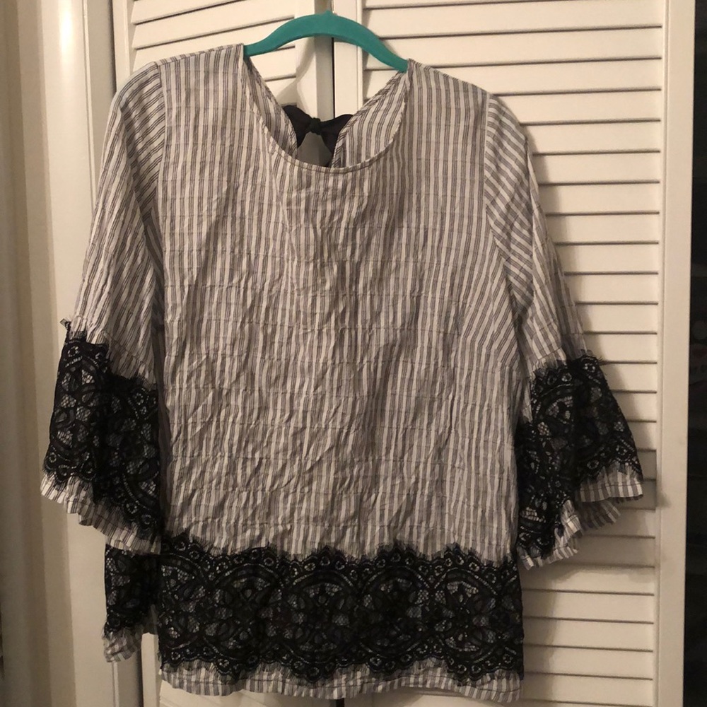 Lane Bryant 3/4 sleeve black/white top